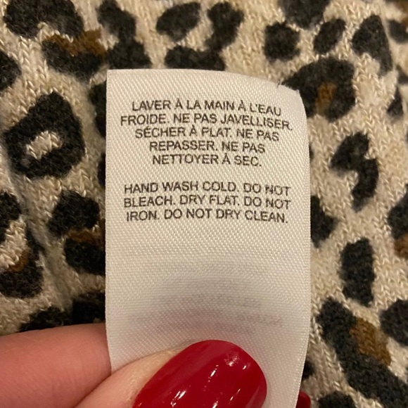 DYNAMITE Mock Neck Long Sleeves Leopard Print Tunic Soft Cozy Trending - Picture 9 of 10